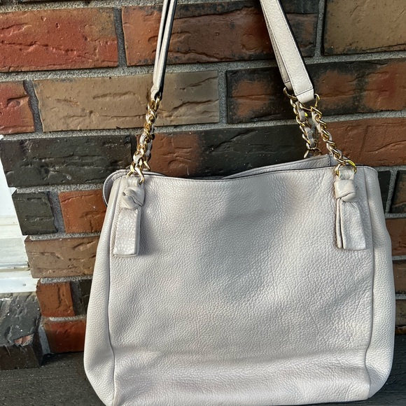 Tory Burch Cream Tote Bag - Picture 2 of 9